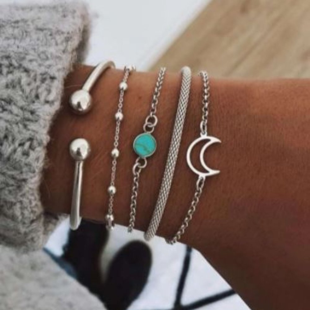 New - 5 - pieces - Moon Fashion Bracelet - silver